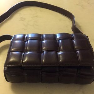 Crossbody bag